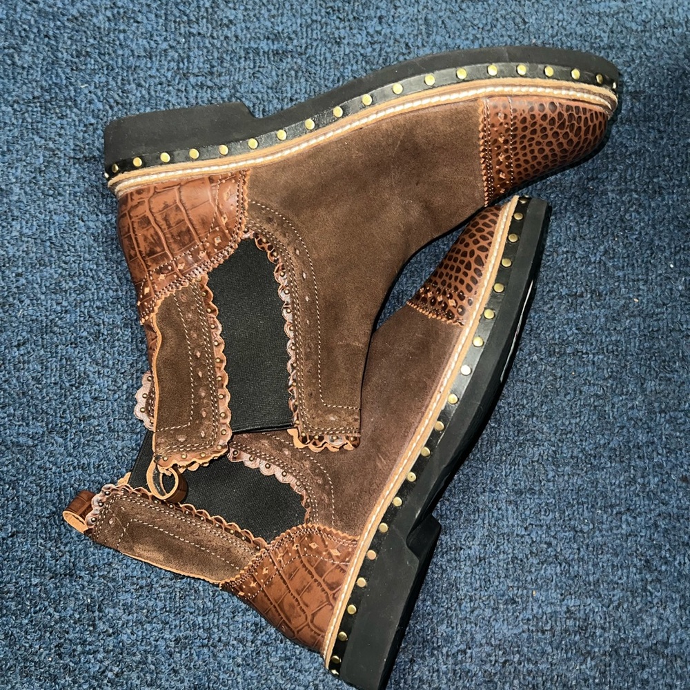 Booties - Picture 4 of 6